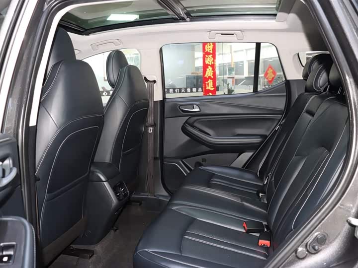 GS4 2022 GS4 270T - Automatic - 26,000 km - Image 10