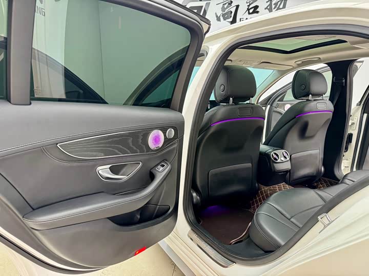 C-Class 2018 C 200 L 1.3T - Automatic - 70,000 km - Image 12