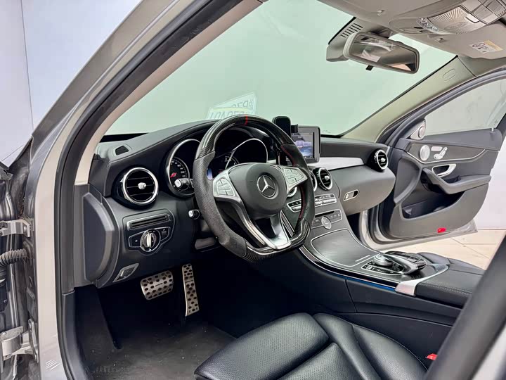 C-Class 2015 C 200 L 1.3T - Automatic - 60,000 km - Image 6