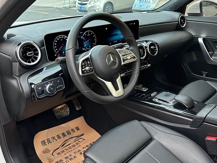 A-Class 2020 A 180 L 1.6T - Automatic - 50,000 km - Image 5