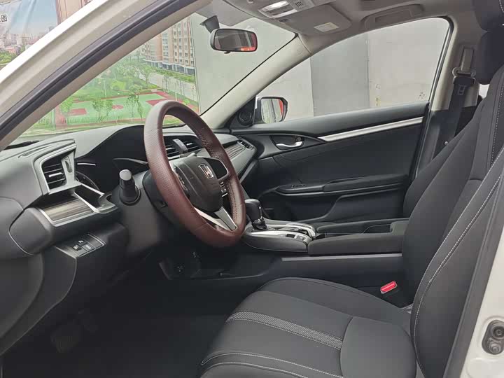 Civic 2019 1.0T - CVT - 51,000 km - Image 4
