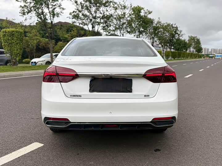 Emgrand 2020 1.5L - CVT - 18,800 km - Image 5