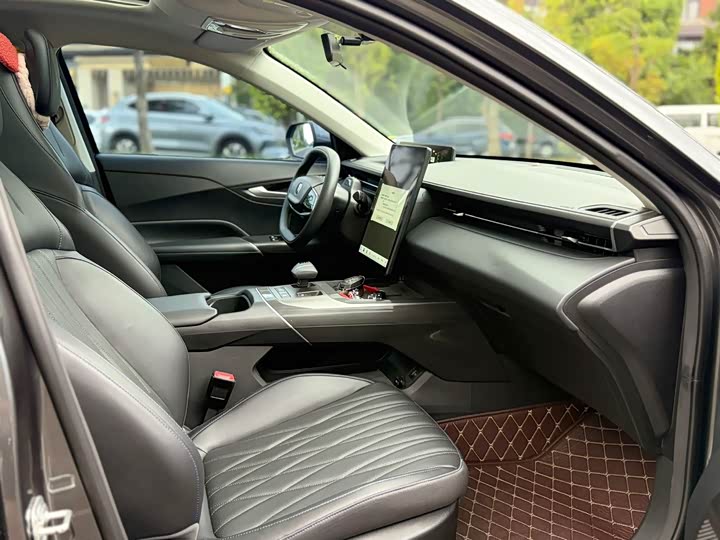 Lamore 2023 1.5T - Automatic - 16,000 km - Image 12