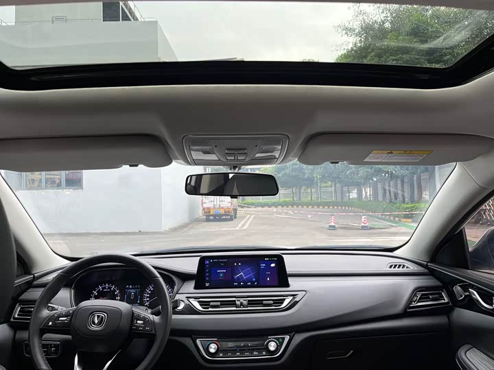 Raeton CC 2022 1.5T - Automatic - 30,000 km - Image 11
