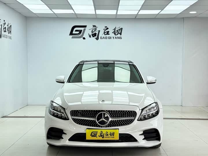 C-Class 2019 C 260 L 1.5T - Automatic - 100,000 km - Image 2