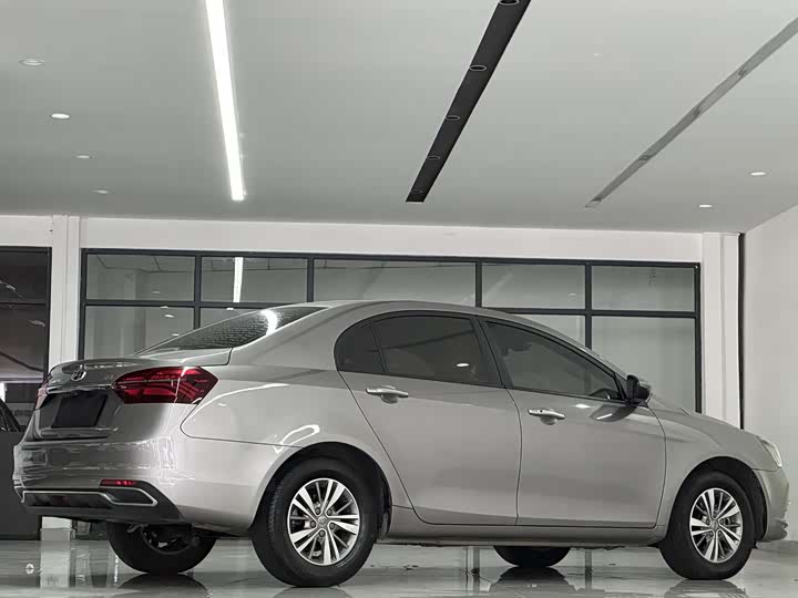 Emgrand 2018 1.5L - CVT - 60,000 km - Image 11