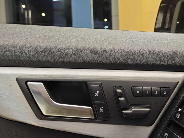 GLK 2012 K 300 2.0T - Automatic - 197,399 km - Image 8