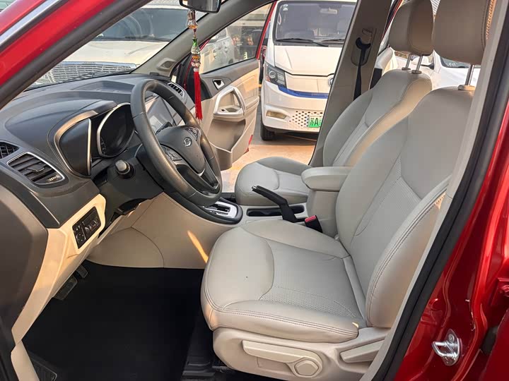 Tiggo 5 2014 Tiggo 5 2.0L - CVT - 130,000 km - Image 4