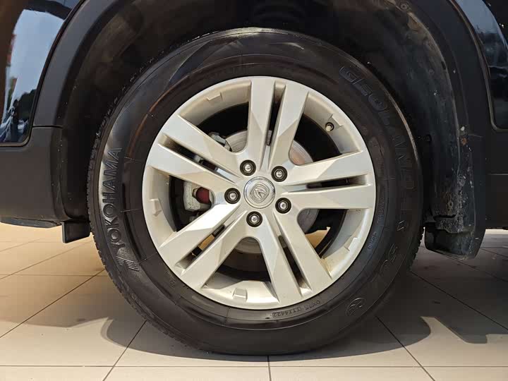 CS75 2014 2.0L - Manual - 128,000 km - Image 5