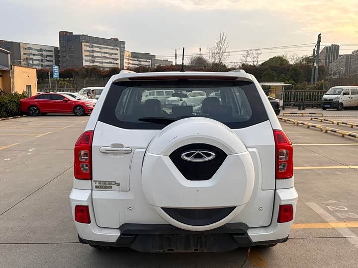 Tiggo 3 2015 Tiggo 3 1.6L - Manual - 100,000 km - Image 11