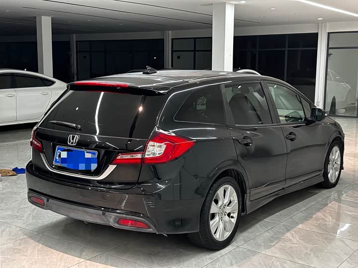 Jade 2014 1.8L - CVT - 91,000 km - Image 6