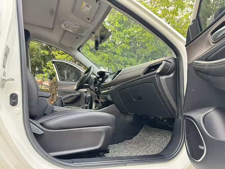 GA4 2018 GA4 200T - Manual - 70,000 km - Image 10