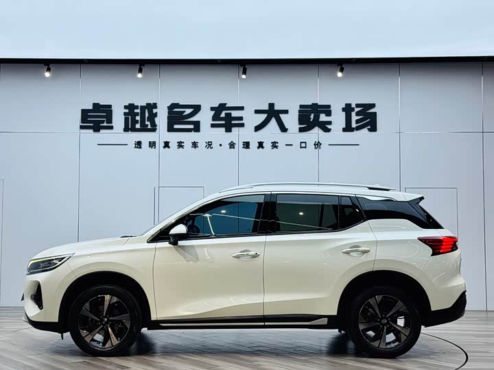 GS4 2022 GS4 270T - Automatic - 65,000 km - Image 4
