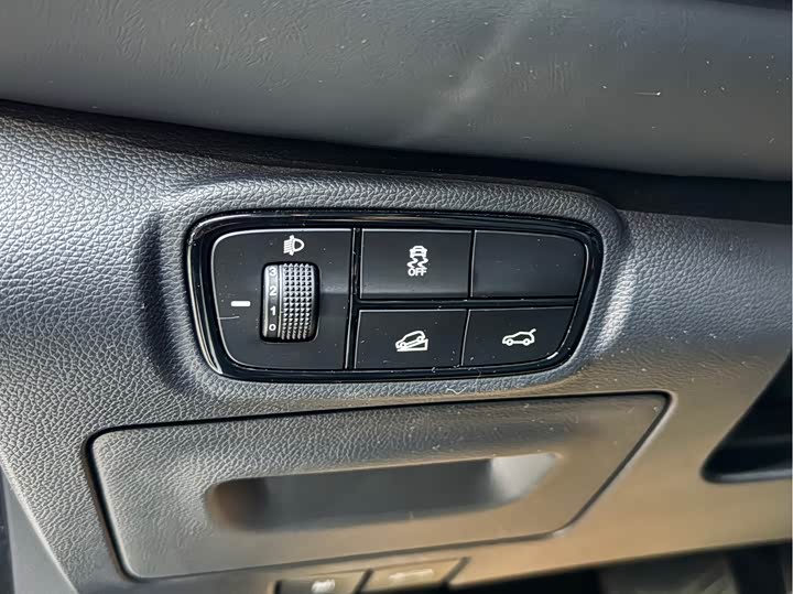 GS4 2022 GS4 270T - Automatic - 65,000 km - Image 12