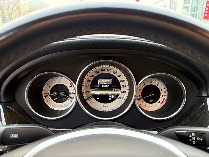 CLS 2012 S 300 2.0T - Automatic - 86,000 km - Image 9
