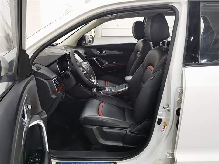 CS55 2017 1.5T - Automatic - 46,100 km - Image 10