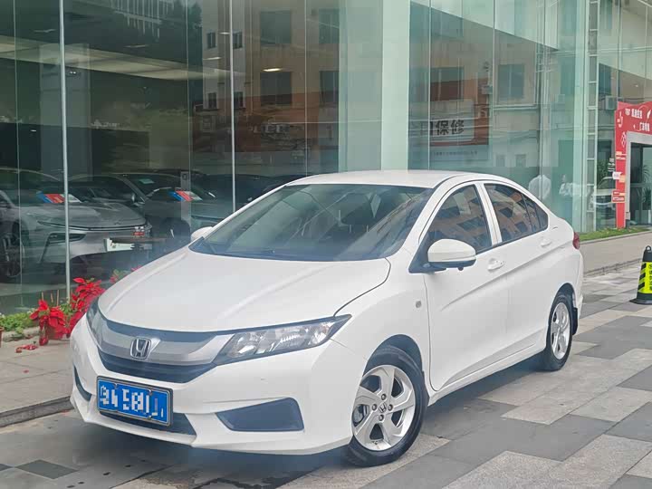 City 2017 1.5L - CVT - 130,000 km - Image 4