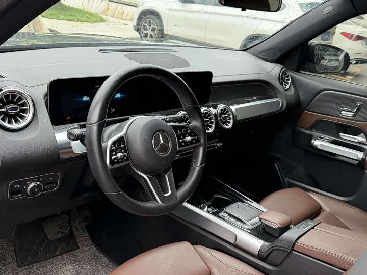 GLB 2021 GLB 180 1.6T - Automatic - 80,000 km - Image 9