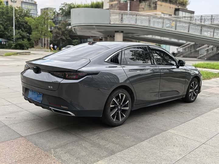 Lamore 2023 1.5T - Automatic - 30,000 km - Image 6