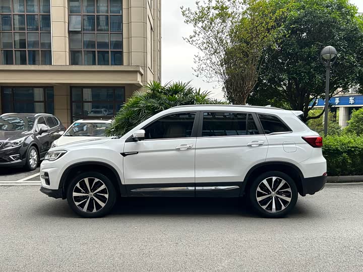 CS75 2018 CS75 280T - Automatic - 103,000 km - Image 4