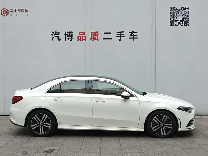 A-Class 2019 A 180 L 1.6T - Automatic - 59,000 km - Image 7