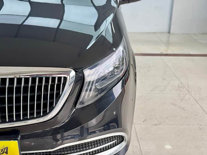 Vito 2015 3.0L 3.0L - Automatic - 80,000 km - Image 4