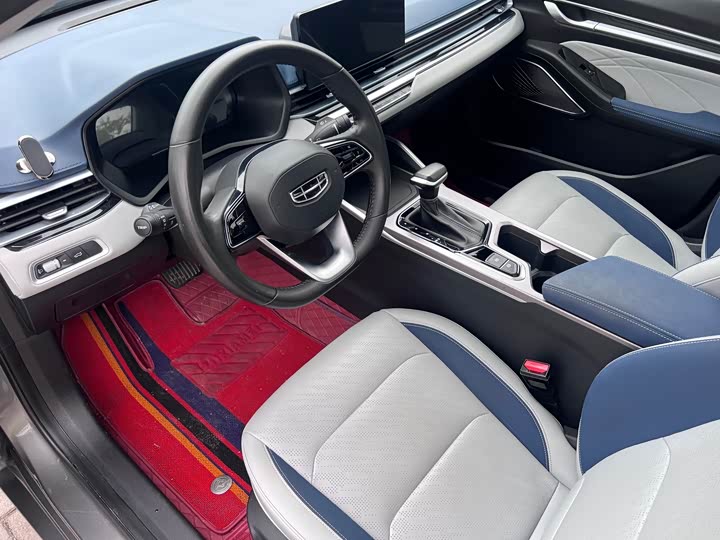 Emgrand 2022 1.5L - CVT - 20,000 km - Image 8