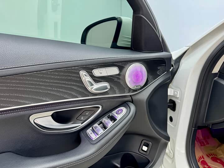 C-Class 2018 C 200 L 1.3T - Automatic - 70,000 km - Image 10