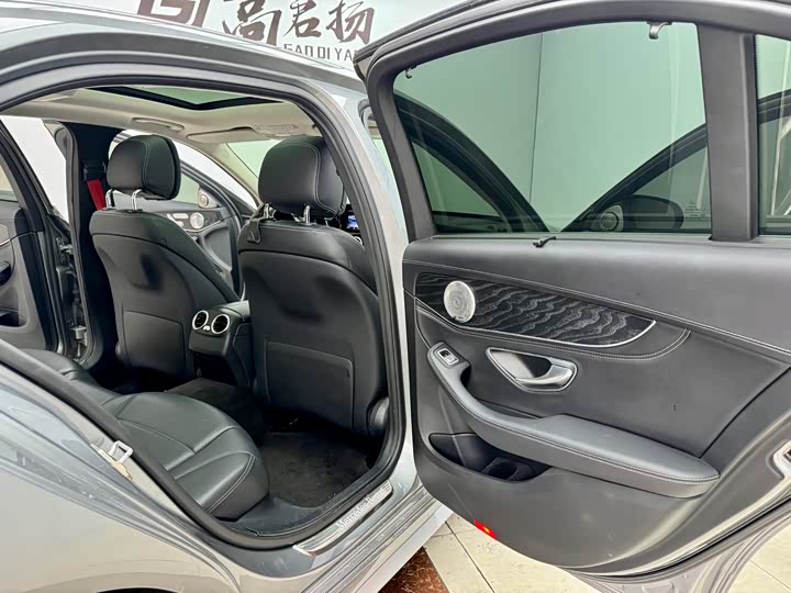 C-Class 2015 C 200 L 1.3T - Automatic - 60,000 km - Image 12