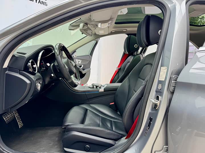 C-Class 2015 C 200 L 1.3T - Automatic - 60,000 km - Image 5