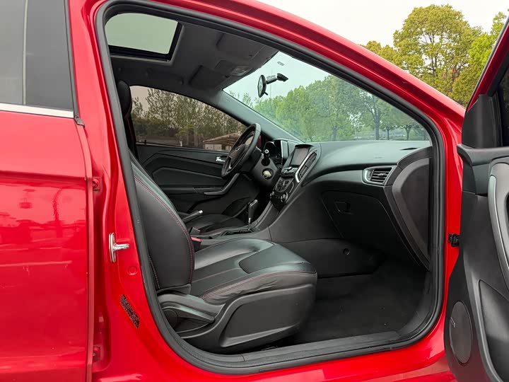 Arrizo 5 2016 Arrizo 5 1.5L - CVT - 118,000 km - Image 12