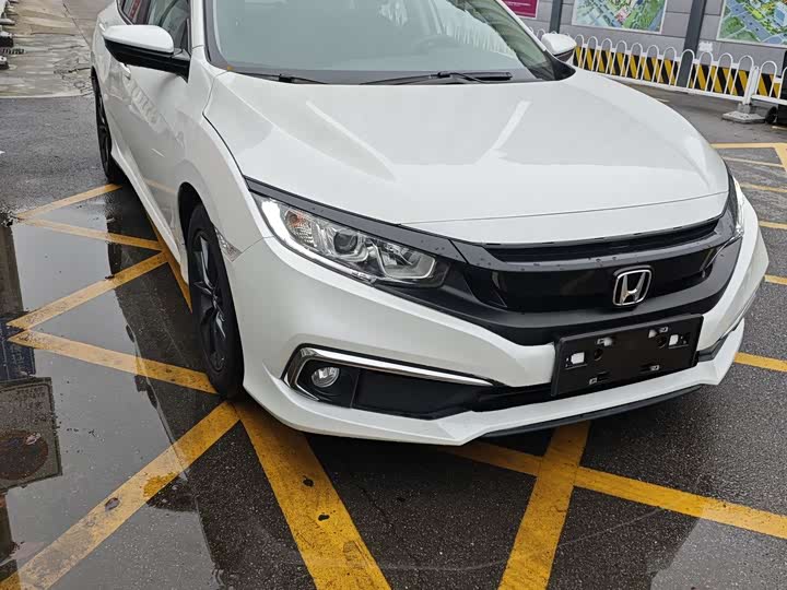 Civic 2019 1.0T - CVT - 51,000 km - Image 1