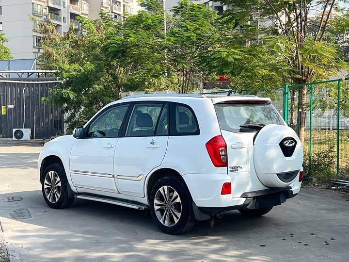 Tiggo 3 2015 Tiggo 3 1.6L - Manual - 110,000 km - Image 4