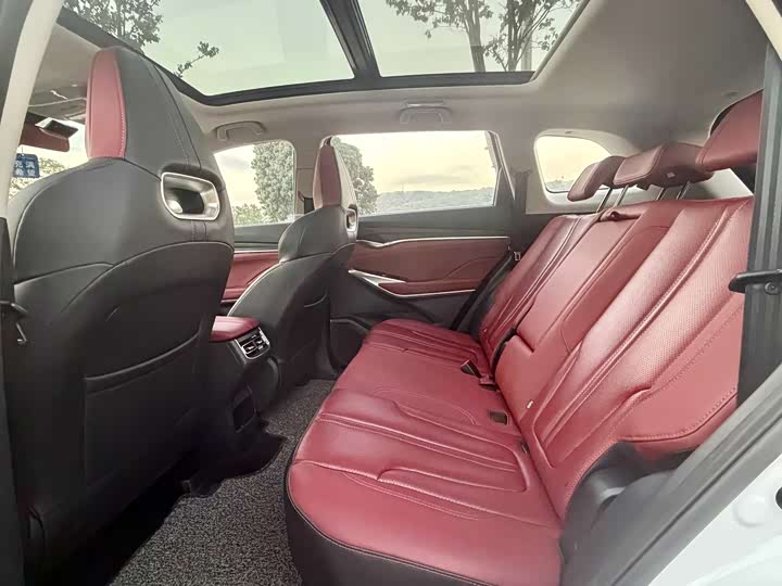CS75 2020 CS75PLUS 1.5T - Automatic - 20,000 km - Image 6