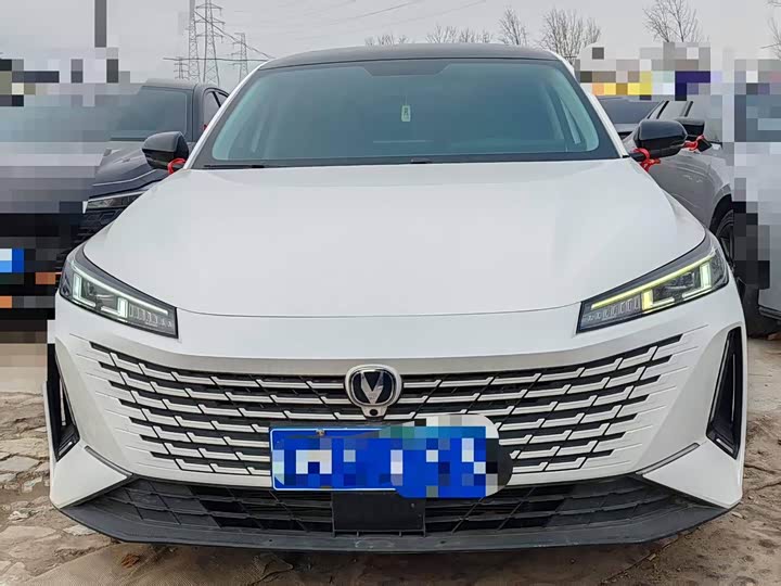 Lamore 2023 1.5T - Automatic - 27,000 km - Image 2
