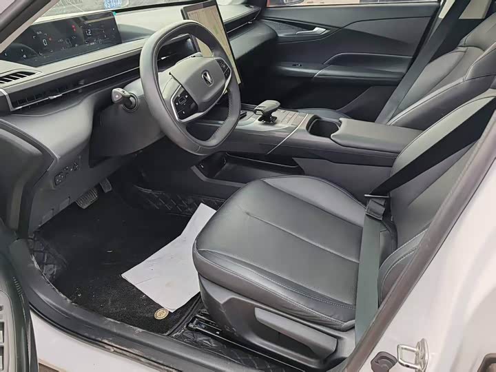 Lamore 2023 1.5T - Automatic - 27,000 km - Image 4