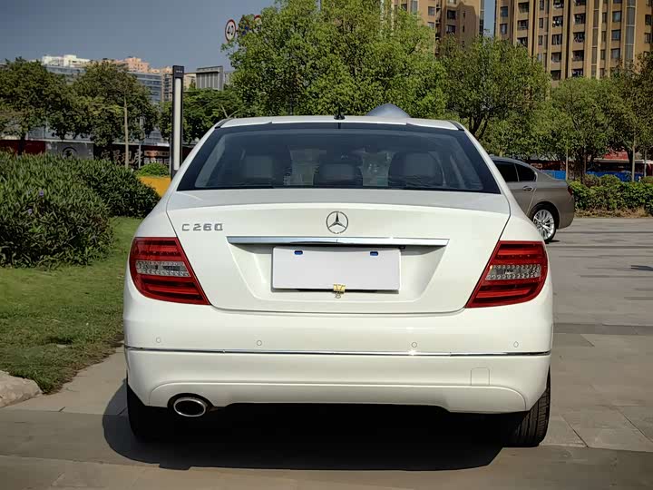 C-Class 2013 C 260 1.5T - Automatic - 144,000 km - Image 6