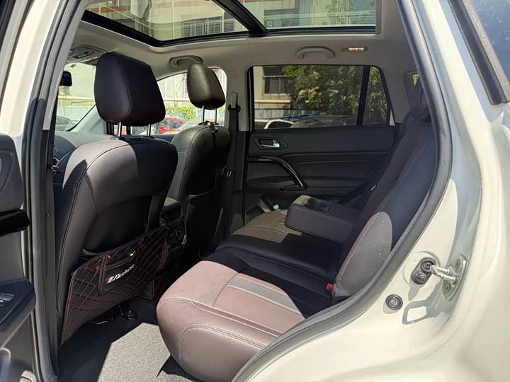 GS4 2019 GS4 270T - Automatic - 66,000 km - Image 8
