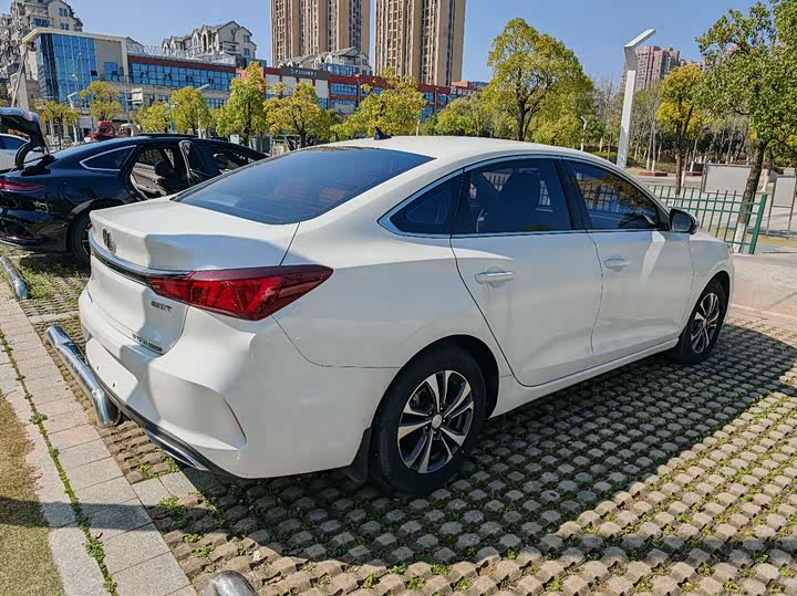 Eado 2021 1.4T - Automatic - 41,000 km - Image 6
