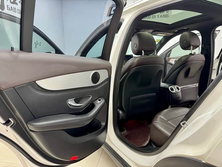 GLC 2018 GLC 200 1.3T - Automatic - 70,000 km - Image 11