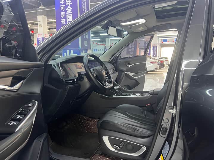 CS75 2020 CS75PLUS 1.5T - Automatic - 60,000 km - Image 10
