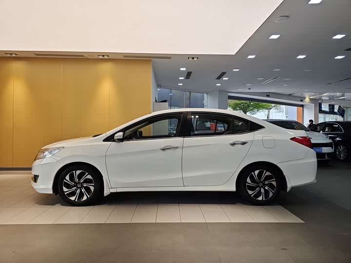 Crider 2016 1.8L - Manual - 129,400 km - Image 6