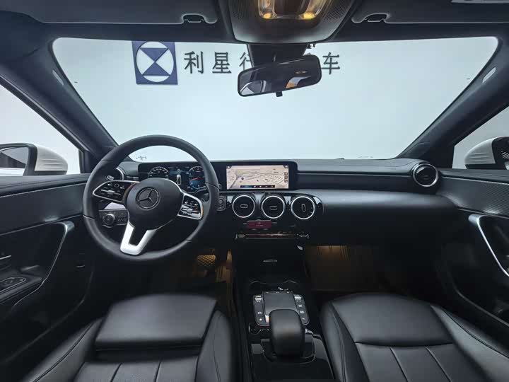 A-Class 2022 A 180 L 1.6T - Automatic - 56,000 km - Image 10