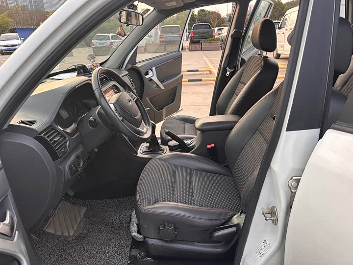 Tiggo 3 2015 Tiggo 3 1.6L - Manual - 100,000 km - Image 4