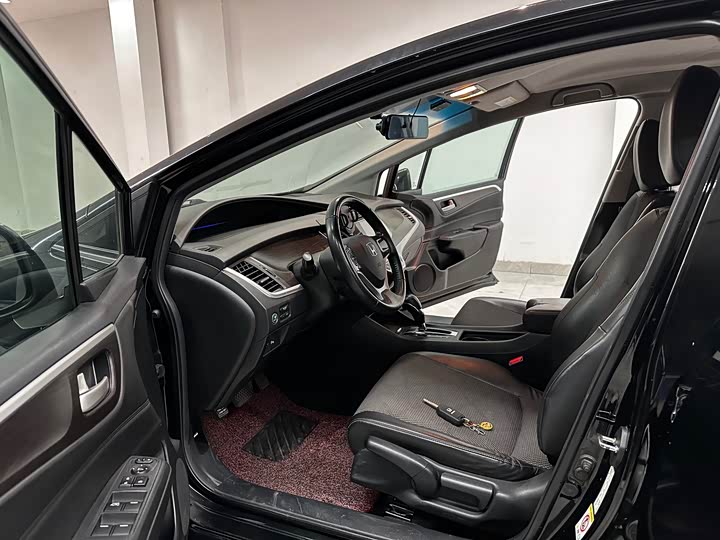 Jade 2014 1.8L - CVT - 91,000 km - Image 7