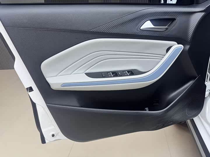 Tiggo 3x 2022 Tiggo 3x 1.5L - CVT - 12,000 km - Image 9