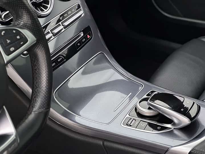 C-Class 2018 C 200 1.3T - Automatic - 127,000 km - Image 11