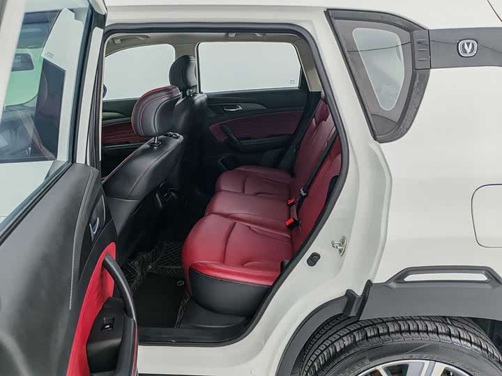 CS35 2019 CS35PLUS 1.4T - Automatic - 56,000 km - Image 11