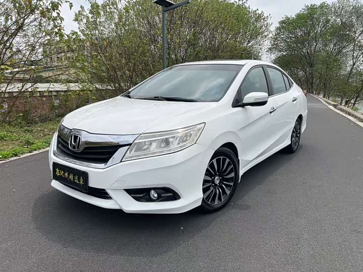 Crider 2015 1.8L - CVT - 130,000 km - Image 1