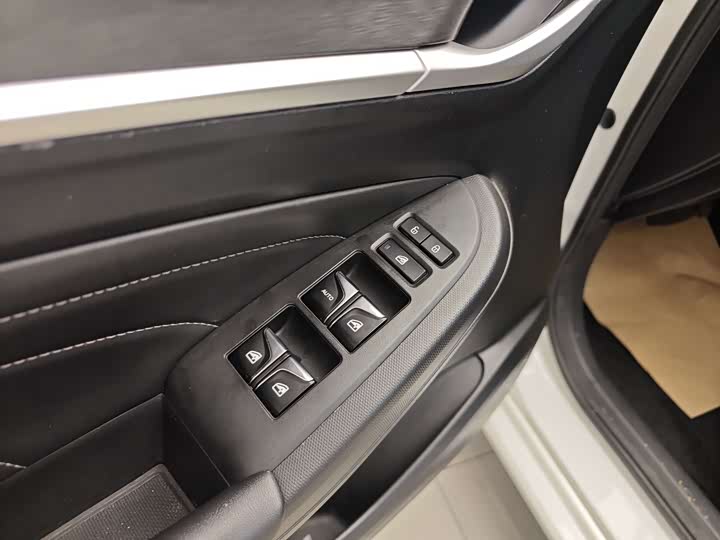 Eado 2021 1.6L - Automatic - 91,800 km - Image 9